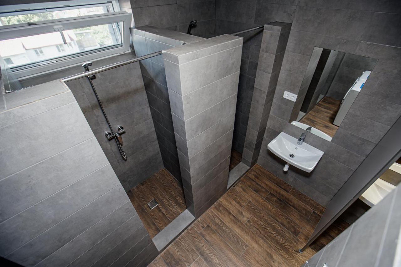 Новый Хостел Nesvit Киев Академгородок Exterior foto